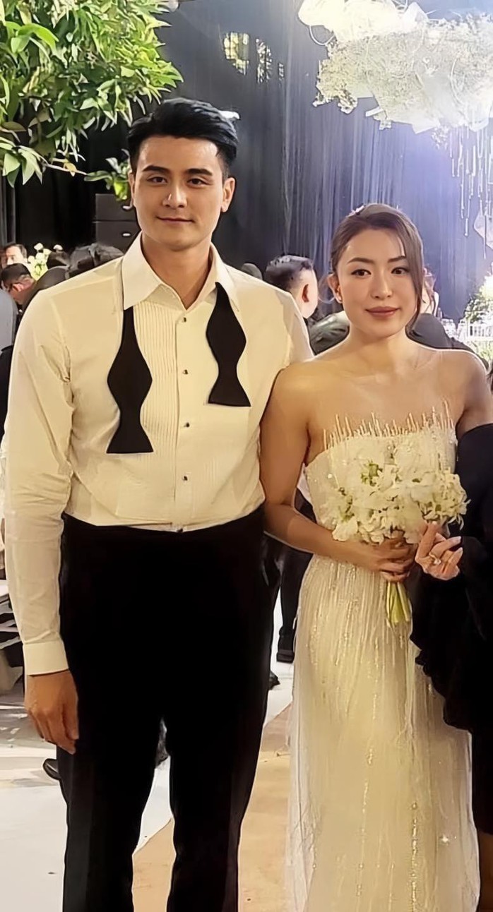 Lộ ảnh cưới kín của siêu mẫu Vĩnh Thụy tại Đà Lạt- Ảnh 1. Lộ ảnh cưới kín của siêu mẫu Vĩnh Thụy tại Đà Lạt- Ảnh 1.