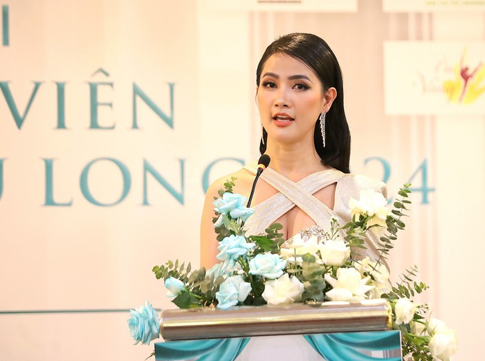 Hoa hậu Phan Thị Mơ thông tin về cuộc thi Hoa khôi sinh viên ĐBSCL- Ảnh 1. Hoa hậu Phan Thị Mơ thông tin về cuộc thi Hoa khôi sinh viên ĐBSCL- Ảnh 1.