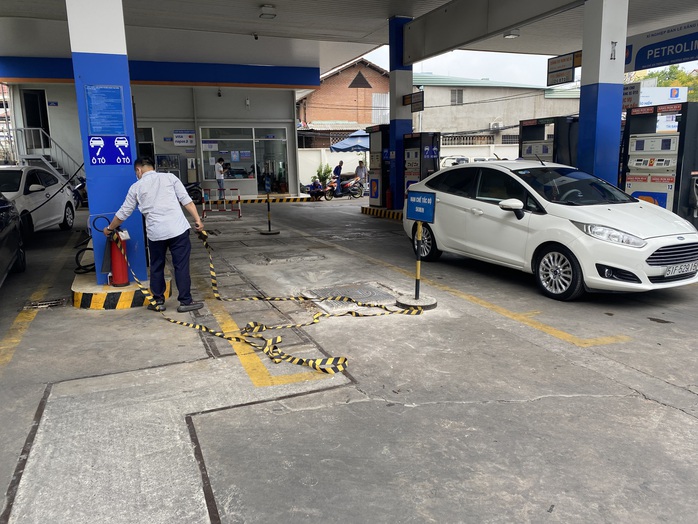 Xuất hóa đơn điện tử mỗi lần bán xăng dầu có gây lãng phí?- Ảnh 1. Xuất hóa đơn điện tử mỗi lần bán xăng dầu có gây lãng phí?- Ảnh 1.