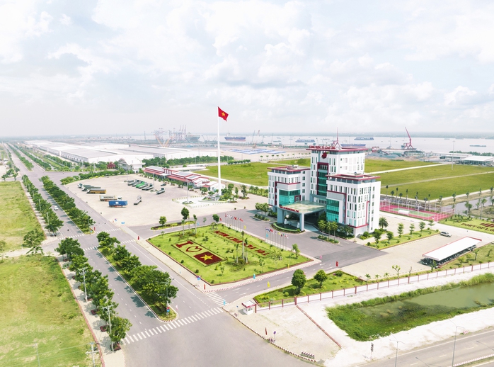 Cảng quốc tế Long An nhận bằng khen trong việc phát triển dịch vụ logistics Việt Nam 2023- Ảnh 8. Cảng quốc tế Long An nhận bằng khen trong việc phát triển dịch vụ logistics Việt Nam 2023- Ảnh 8.
