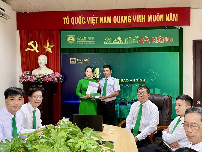 Nam tài xế giúp sản phụ "vượt cạn" trên taxi- Ảnh 1.