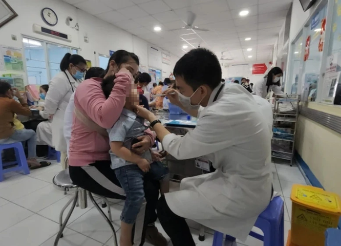 Những địa phương nào có số ca tay chân miệng nhập viện cao nhất tại phía Nam?- Ảnh 2. Những địa phương nào có số ca tay chân miệng nhập viện cao nhất tại phía Nam?- Ảnh 2.