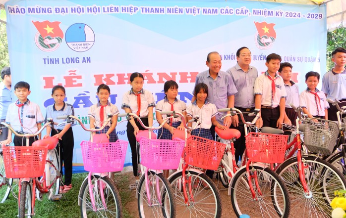 Long An: Khánh thành cầu Kênh 30/4- Ảnh 3. Long An: Khánh thành cầu Kênh 30/4- Ảnh 3.
