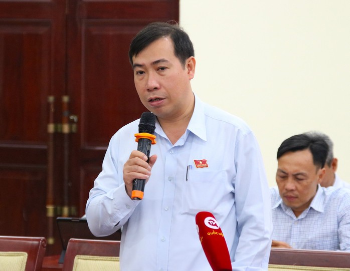 Đại biểu HĐND TP HCM băn khoăn việc kiểm tra nồng độ cồn cả ngày lẫn đêm- Ảnh 1. Đại biểu HĐND TP HCM băn khoăn việc kiểm tra nồng độ cồn cả ngày lẫn đêm- Ảnh 1.