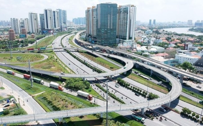 Chủ tịch UBND TP HCM: Chế tài, xử lý nghiêm các đơn vị chậm giải ngân vốn đầu tư công- Ảnh 1. Chủ tịch UBND TP HCM: Chế tài, xử lý nghiêm các đơn vị chậm giải ngân vốn đầu tư công- Ảnh 1.