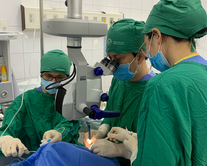 Người đàn ông 40 tuổi hiến giác mạc - Ảnh 1. Người đàn ông 40 tuổi hiến giác mạc - Ảnh 1.