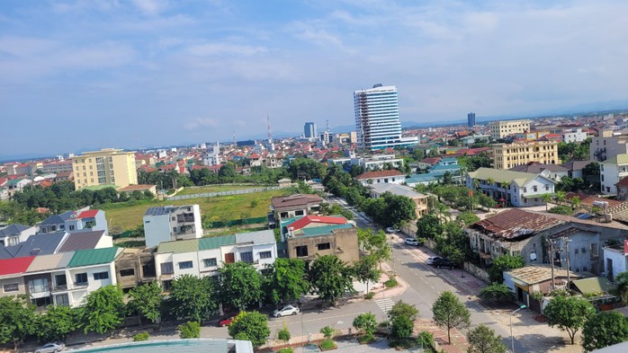 Bí thư Tỉnh ủy Bình Định đạt phiếu tín nhiệm cao nhất- Ảnh 3. Bí thư Tỉnh ủy Bình Định đạt phiếu tín nhiệm cao nhất- Ảnh 3.