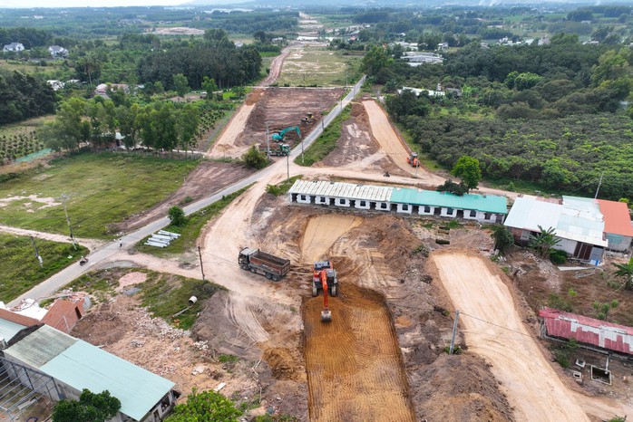 Cao tốc Biên Hòa - Vũng Tàu đã thành hình- Ảnh 6. Cao tốc Biên Hòa - Vũng Tàu đã thành hình- Ảnh 6.