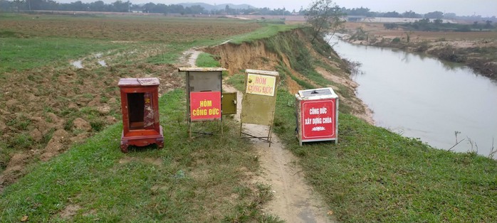 Bắt 2 đối tượng đột nhập chùa, trộm 4 hòm công đức- Ảnh 1. Bắt 2 đối tượng đột nhập chùa, trộm 4 hòm công đức- Ảnh 1.