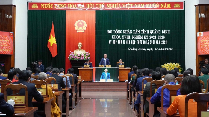Công bố kết quả lấy phiếu tín nhiệm đối với 30 chức danh chủ chốt ở Quảng Bình- Ảnh 1. Công bố kết quả lấy phiếu tín nhiệm đối với 30 chức danh chủ chốt ở Quảng Bình- Ảnh 1.