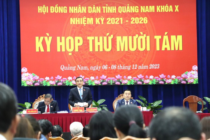Đại biểu HĐND Quảng Nam: Cán bộ sợ sai, không dám làm gây bức xúc- Ảnh 1. Đại biểu HĐND Quảng Nam: Cán bộ sợ sai, không dám làm gây bức xúc- Ảnh 1.