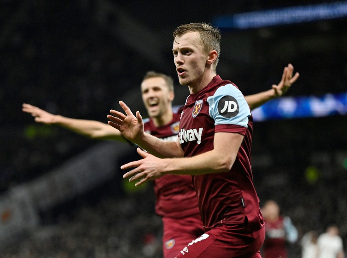Thua ngược ngỡ ngàng, Tottenham lập kỷ lục buồn Ngoại hạng Anh- Ảnh 6. Thua ngược ngỡ ngàng, Tottenham lập kỷ lục buồn Ngoại hạng Anh- Ảnh 6.
