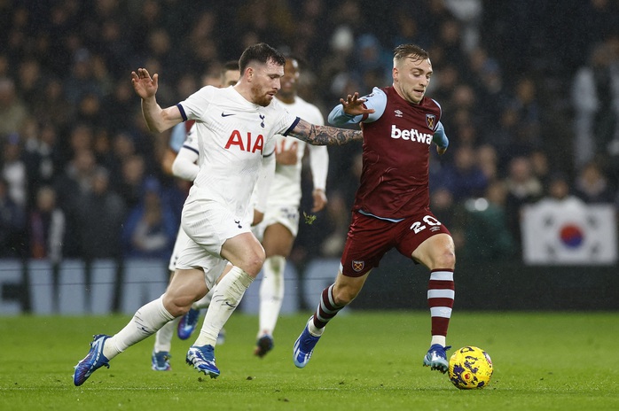 Thua ngược ngỡ ngàng, Tottenham lập kỷ lục buồn Ngoại hạng Anh- Ảnh 4. Thua ngược ngỡ ngàng, Tottenham lập kỷ lục buồn Ngoại hạng Anh- Ảnh 4.