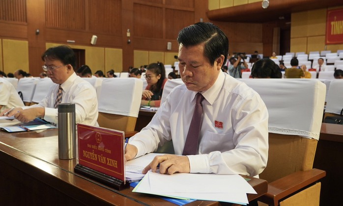 Kết quả lấy phiếu tín nhiệm 31 lãnh đạo chủ chốt tỉnh Bà Rịa- Vũng Tàu- Ảnh 3. Kết quả lấy phiếu tín nhiệm 31 lãnh đạo chủ chốt tỉnh Bà Rịa- Vũng Tàu- Ảnh 3.