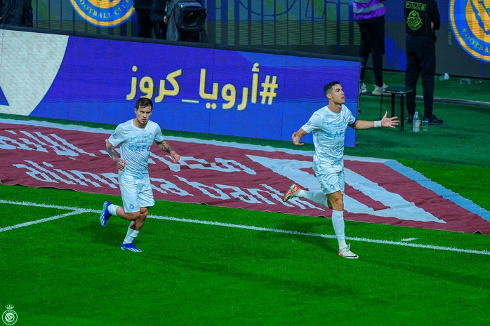 Ronaldo lập cột mốc mới, Al-Nassr thắng đậm- Ảnh 1. Ronaldo lập cột mốc mới, Al-Nassr thắng đậm- Ảnh 1.
