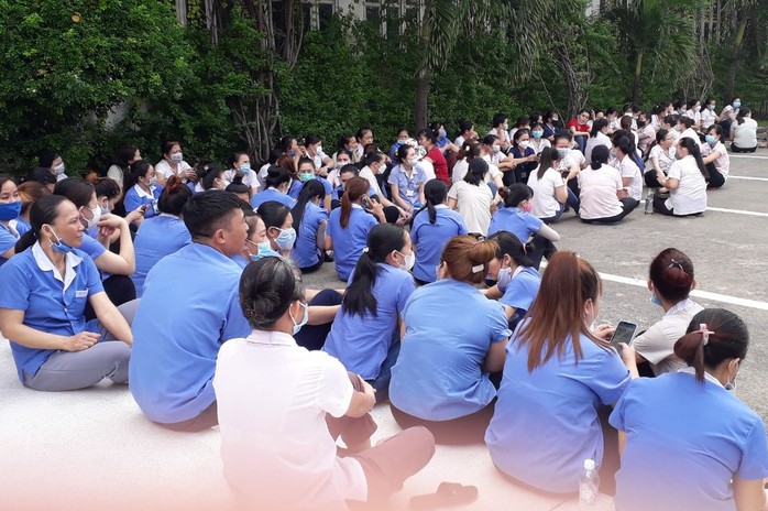 Cắt giảm lao động khi thu hẹp sản xuất, kinh doanh cần chuẩn bị hồ sơ gì?- Ảnh 2. Cắt giảm lao động khi thu hẹp sản xuất, kinh doanh cần chuẩn bị hồ sơ gì?- Ảnh 2.