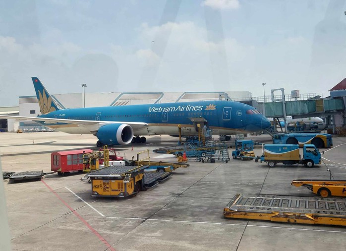 Vietnam Airlines công bố báo cáo tài chính năm 2022- Ảnh 1. Vietnam Airlines công bố báo cáo tài chính năm 2022- Ảnh 1.