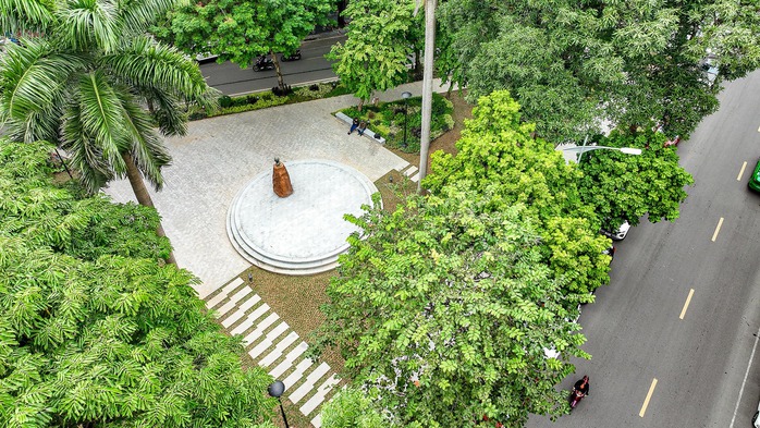 Cận cảnh vườn hoa được đầu tư 3 tỉ đồng để cải tạo- Ảnh 5. Cận cảnh vườn hoa được đầu tư 3 tỉ đồng để cải tạo- Ảnh 5.