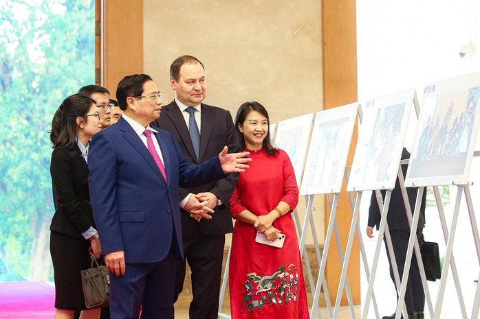 Cận cảnh Thủ tướng Phạm Minh Chính chủ trì lễ đón Thủ tướng Belarus- Ảnh 9. Cận cảnh Thủ tướng Phạm Minh Chính chủ trì lễ đón Thủ tướng Belarus- Ảnh 9.