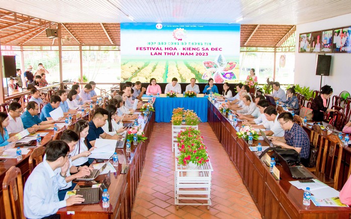 Đồng Tháp sẵn sàng cho lễ hội hoa lớn nhất miền Tây- Ảnh 1. Đồng Tháp sẵn sàng cho lễ hội hoa lớn nhất miền Tây- Ảnh 1.