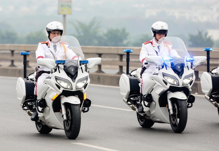 Dàn xe dẫn đoàn luyện tập đón khách quốc tế thăm Việt Nam- Ảnh 4. Dàn xe dẫn đoàn luyện tập đón khách quốc tế thăm Việt Nam- Ảnh 4.