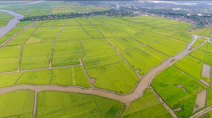 Phá Hạc Hải nhìn từ trên cao Phá Hạc Hải nhìn từ trên cao