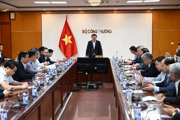 Xây dựng cơ chế giá điện nhập khẩu từ Lào trong quý I/2024- Ảnh 1. Xây dựng cơ chế giá điện nhập khẩu từ Lào trong quý I/2024- Ảnh 1.