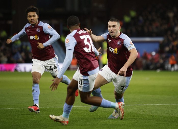 Thua sốc Aston Villa, Arsenal mất ngôi đầu Ngoại hạng Anh- Ảnh 3. Thua sốc Aston Villa, Arsenal mất ngôi đầu Ngoại hạng Anh- Ảnh 3.