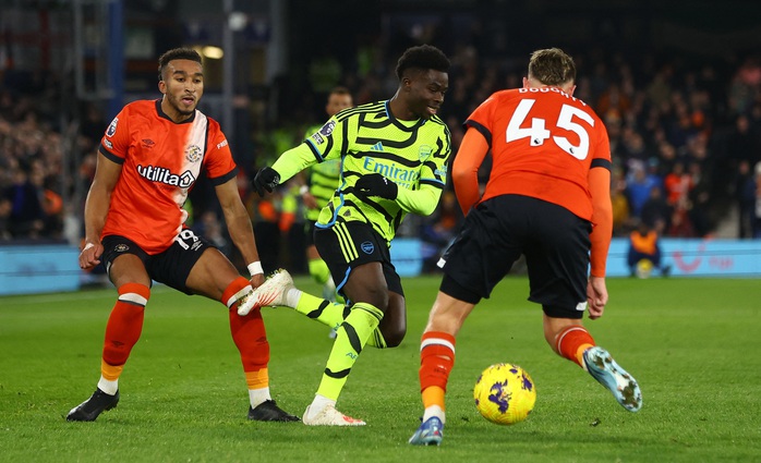 Thua sốc Aston Villa, Arsenal mất ngôi đầu Ngoại hạng Anh- Ảnh 2. Thua sốc Aston Villa, Arsenal mất ngôi đầu Ngoại hạng Anh- Ảnh 2.