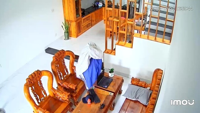 Hành động lạ của tên trộm ở Đà Nẵng- Ảnh 2. Hành động lạ của tên trộm ở Đà Nẵng- Ảnh 2.