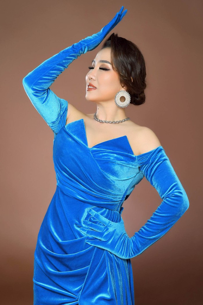 Doanh nhân Nalisa Nguyễn Tôi dành tình cảm đặc biệt cho điện ảnh - Ảnh 3. Doanh nhân Nalisa Nguyễn Tôi dành tình cảm đặc biệt cho điện ảnh - Ảnh 3.