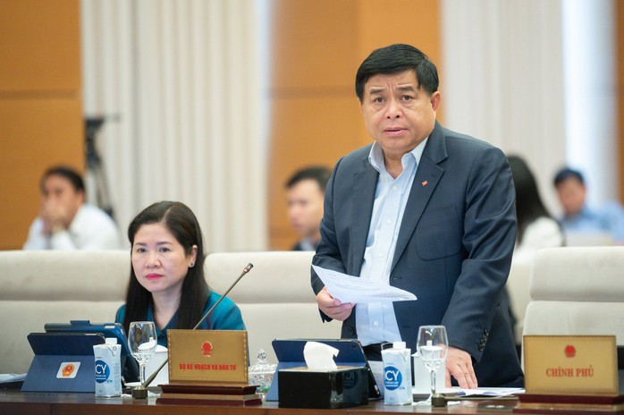 Bộ trưởng Nguyễn Chí Dũng nói về việc chậm giao dự án chương trình phục hồi kinh tế - Ảnh 2.