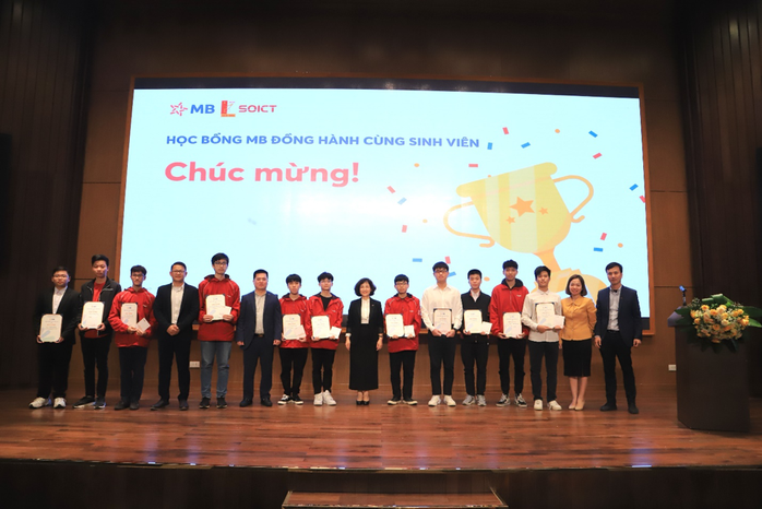 MB Company Tour: Từ sinh viên đến trải nghiệm một ngày làm nhân sự IT - Ảnh 1. MB Company Tour: Từ sinh viên đến trải nghiệm một ngày làm nhân sự IT - Ảnh 1.