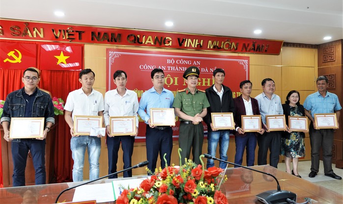 Đà Nẵng: Phủ xanh thông tin tích cực là yếu tố giữ vững an ninh trật tự địa bàn - Ảnh 2. Đà Nẵng: Phủ xanh thông tin tích cực là yếu tố giữ vững an ninh trật tự địa bàn - Ảnh 2.