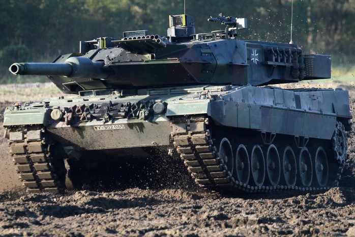 Trung Quốc lên tiếng về việc vũ khí được tiếp tế cho Ukraine - Ảnh 1.
