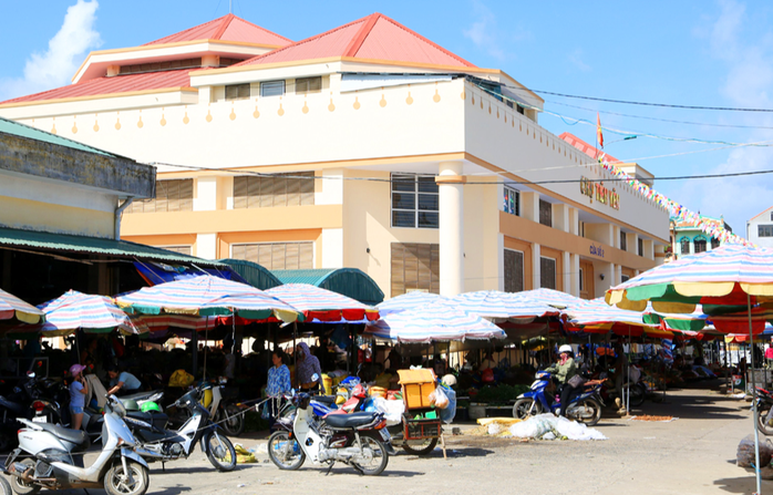 Hai nữ tiểu thương xô xát, một người bị đâm thiệt mạng - Ảnh 1.