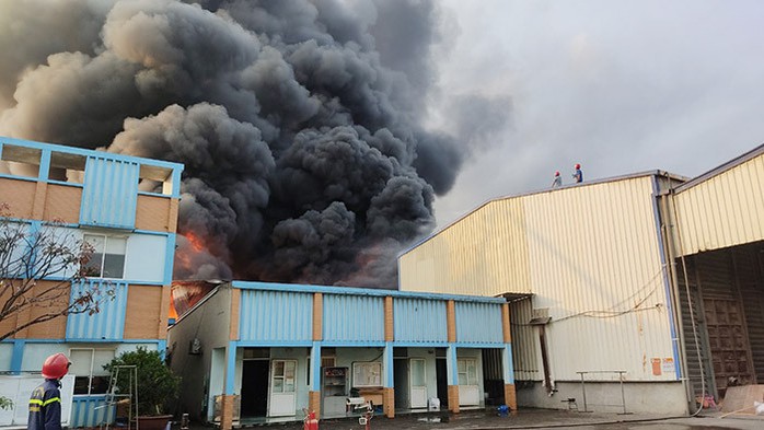 Cháy lớn tại Công ty CP Dinh dưỡng Gafo - Ảnh 2.