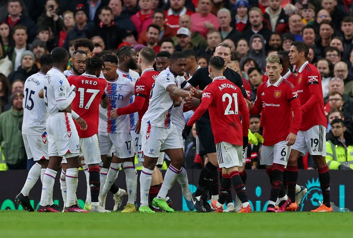 Thắng chật vật Crystal Palace, Man United vào Top 3 Ngoại hạng Anh - Ảnh 5. Thắng chật vật Crystal Palace, Man tỷ lệ kèo nhà cái malaysia vào Top 3 Ngoại hạng Anh - Ảnh 5.
