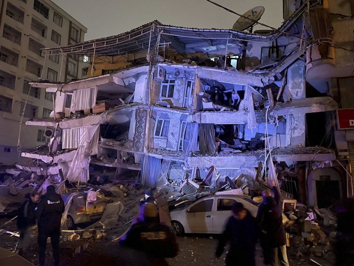 Thương vong đang tăng mạnh trong trận động đất ở Thổ Nhĩ Kỳ và Syria - Ảnh 9.