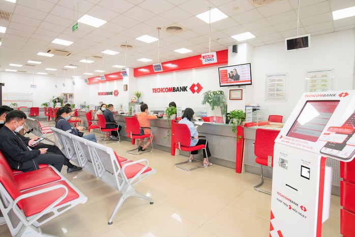 ROA đạt 3,2%, Techcombank tiếp tục duy trì hiệu quả dẫn đầu ngành - Ảnh 1. ROA đạt 3,2%, Techcombank tiếp tục duy trì hiệu quả dẫn đầu ngành - Ảnh 1.