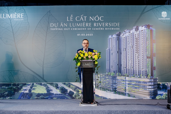 Masterise Homes chính thức cất nóc dự án LUMIÈRE riverside - Ảnh 3.