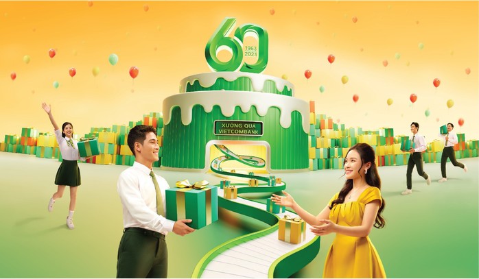 Vietcombank dành hơn 160.000 quà tặng khách hàng - Ảnh 1. Vietcombank dành hơn 160.000 quà tặng khách hàng - Ảnh 1.