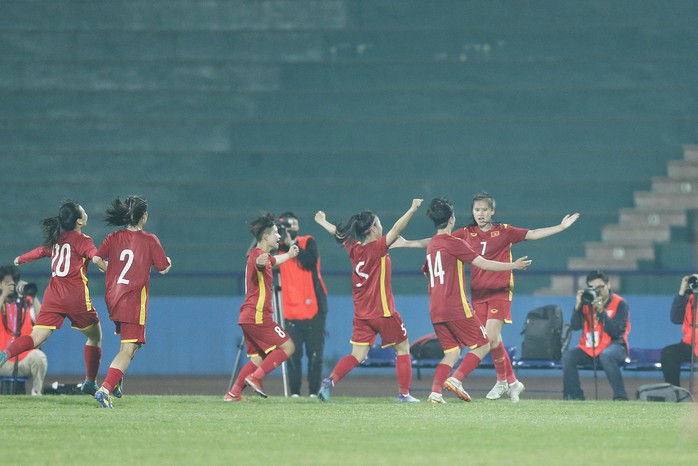 U20 nữ Việt Nam giành vé đi tiếp vòng loại Asian Cup - Ảnh 2.