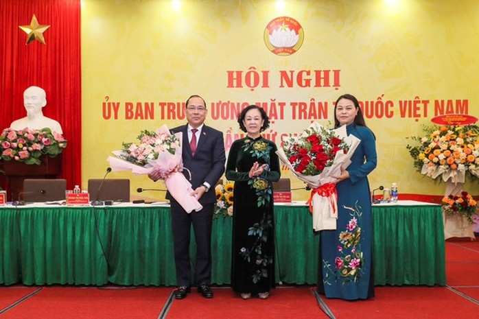 Ủy ban Trung ương MTTQ Việt Nam có tân nữ Tổng thư ký 53 tuổi - Ảnh 1.