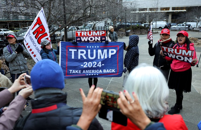 Mỹ căng thẳng vì ông Donald Trump - Ảnh 1.