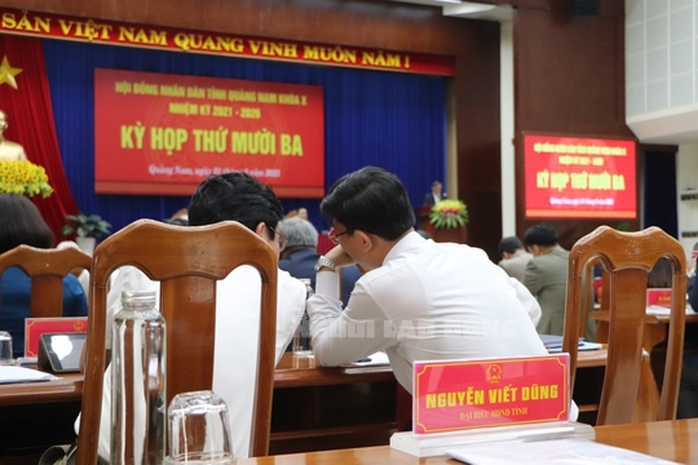 Đại biểu Nguyễn Viết Dũng vắng mặt tại kỳ họp HĐND tỉnh Quảng Nam với lý do bị ốm - Ảnh 2.