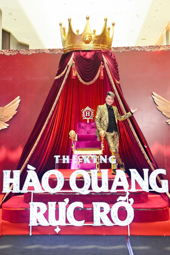 Đàm Vĩnh Hưng xóa chữ “The King” trong tựa phim đời mình - Ảnh 3.