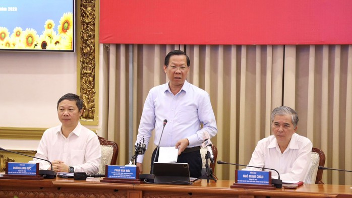 Chủ tịch UBND TP HCM Phan Văn Mãi nói về việc công nhân mất việc Công ty PouYuen bị thu thuế - Ảnh 2.