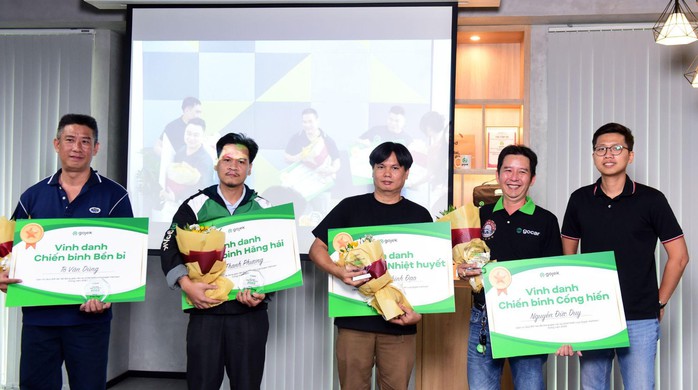Bác tài Gojek: “Muốn được khách hàng tôn trọng thì mình phải tôn trọng mình trước - Ảnh 2.