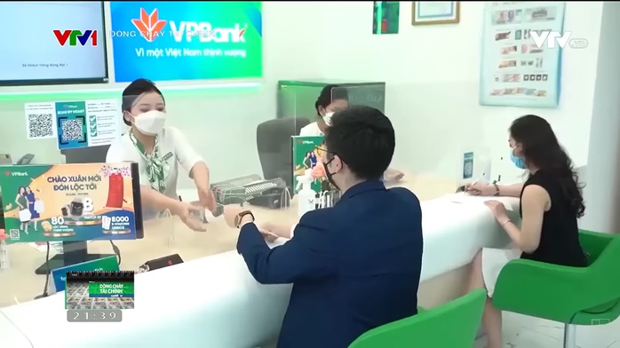 Lãi suất ngân hàng giảm, xu hướng dòng tiền sẽ đổ về đâu? - Ảnh 2. Lãi suất ngân hàng giảm, xu hướng dòng tiền sẽ đổ về đâu? - Ảnh 2.